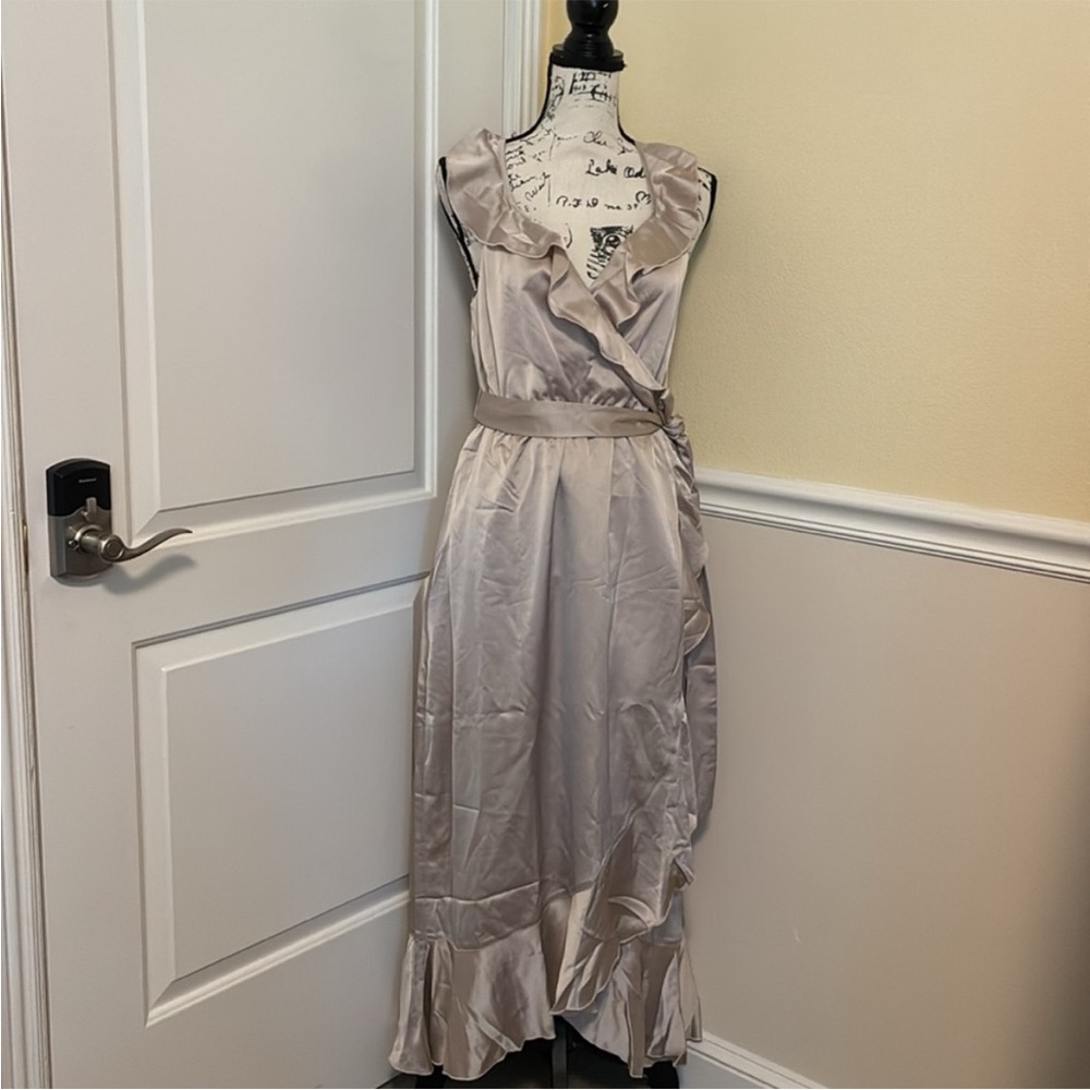 NWT show me your mumu Samantha satin wrap ruffle midi dress